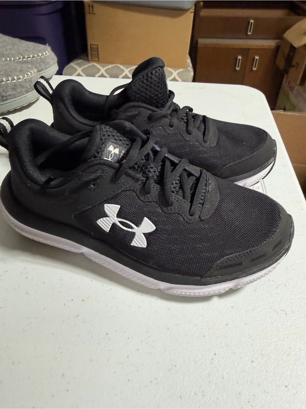 Under Armour Woman’s Black Sneakers with White Logo